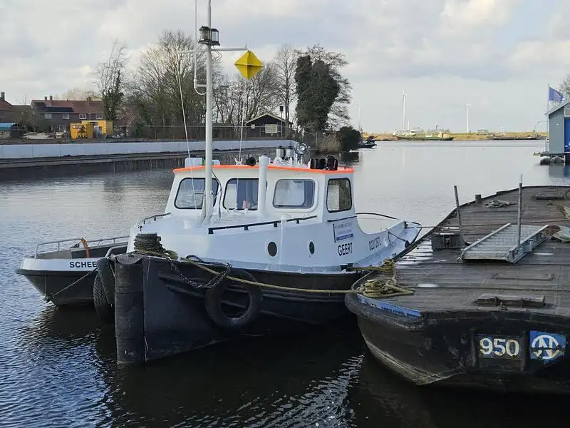 Буксир для продажу
