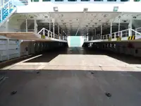 Десантний корабель, танк на продаж