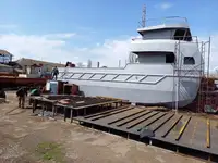 Буксирний човен на продаж