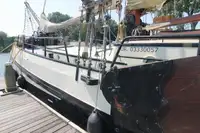 Баржа для продажу