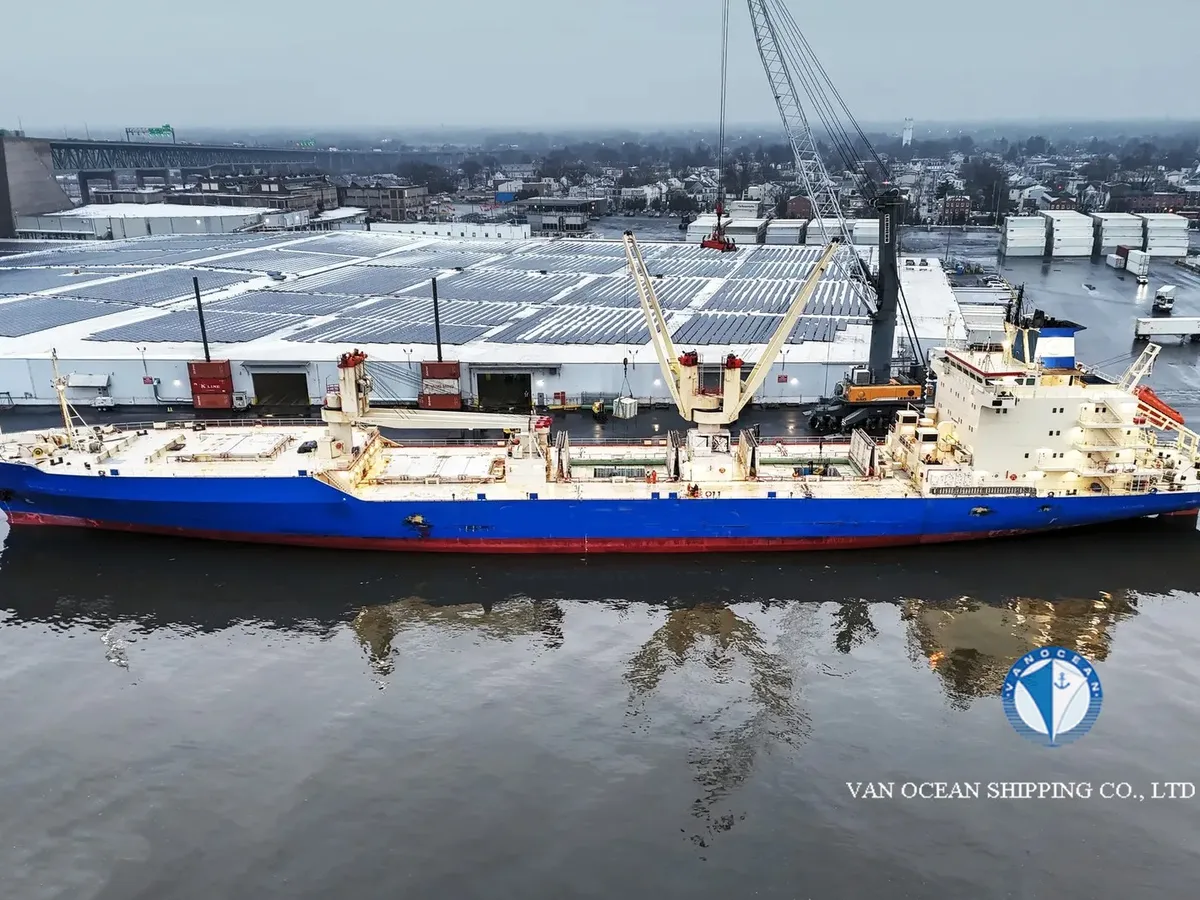 Рефрижераторне судно для продажу