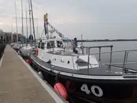 Лоцманський катер для продажу
