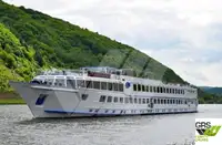 Круїзний корабель на продаж