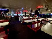 Пасажирський корабель для продажу
