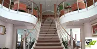 Круїзний лайнер для продажу
