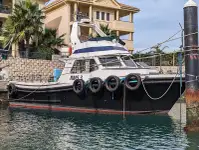 Trawler на продаж