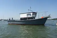 Буксир на продаж