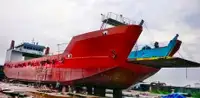 Десантний корабель-танкер для продажу