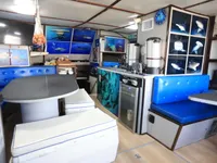 Дослідницьке судно для продажу