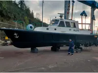 Лоцманський катер для продажу