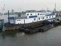 Баржа для продажу