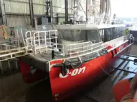 Катамаран на продаж