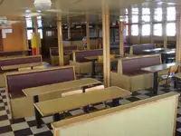 Десантний корабель, танк на продаж