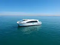 Катамаран на продаж