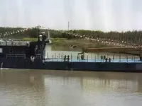 Судно з краном для продажу