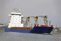 Рефрижераторний корабель на продаж