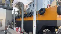 Універсальне судно для продажу