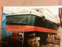 Лоцманський катер для продажу