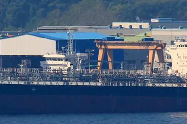 Oil/Chemical tanker for sale