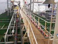 Танкер для нафти/хімікатів для продажу