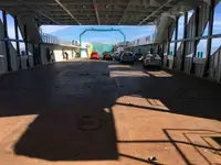 Десантний корабель, танк на продаж