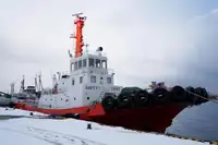 Буксирний човен на продаж