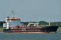 Oil/Chemical tanker на продаж