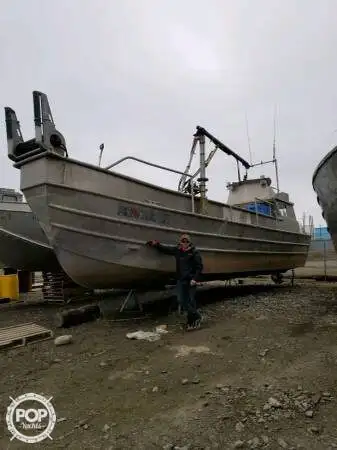 Контейнеровоз для продажу