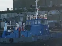 Буксирний човен на продаж