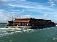 Баржа на продаж