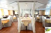 Круїзний корабель на продаж