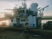 Десантний корабель, танк на продаж