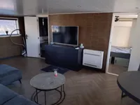 Баржа для продажу