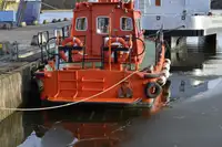 Лоцманський катер для продажу
