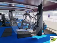 Круїзний лайнер для продажу