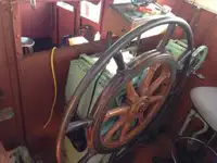 Буксирний човен на продаж