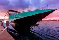 Пасажирський корабель для продажу