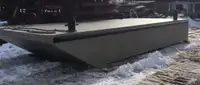 Баржа на продаж