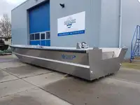 Десантний корабель, танк на продаж