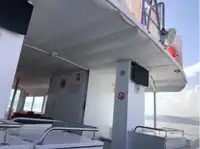 Пасажирський корабель для продажу