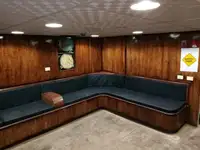 Судно постачання на продаж