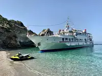 Пасажирський корабель для продажу