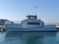 Катамаран на продаж