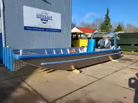 Робочі судна на продаж