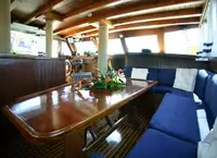 Пасажирський корабель для продажу