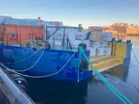 Баржа для продажу