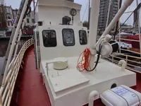 Лоцманський катер для продажу