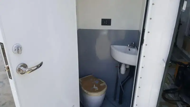 Лоцманський катер для продажу