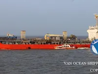 Танкер для нафти/хімікатів для продажу