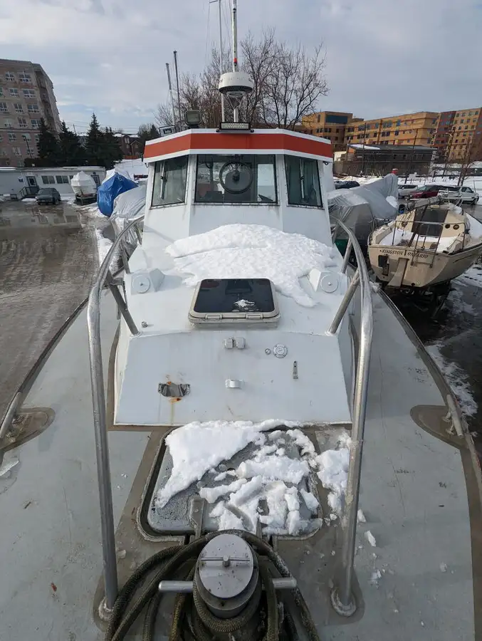 Робочі човни для продажу